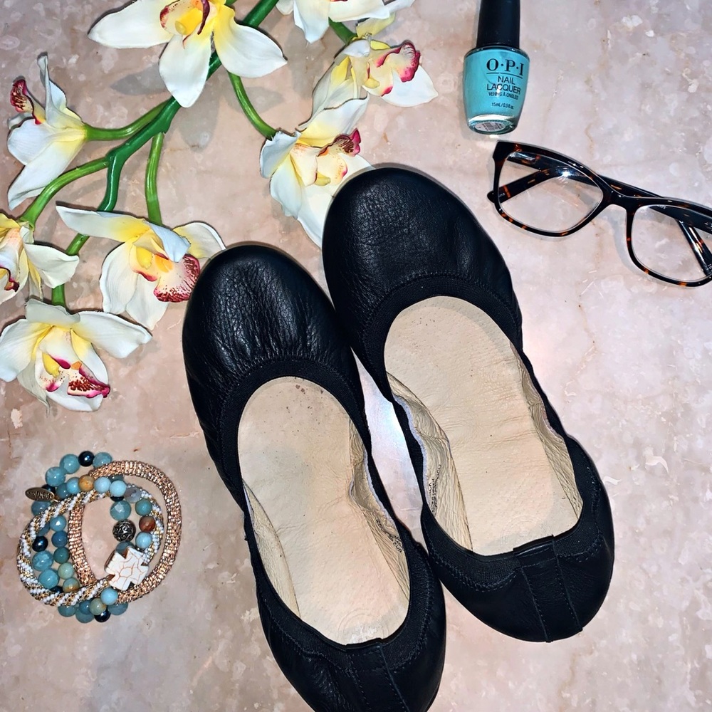 Charleston Shoe Co “The Gigi” Ballet Flats
